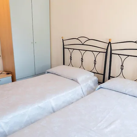 Ampia Veranda Coperta Spiaggia 1 Km Budoni Affitti Holiday home