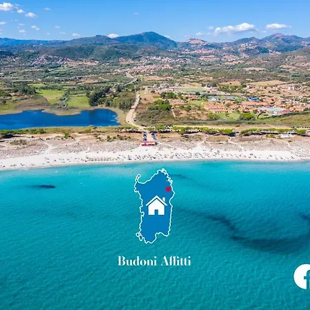 Holiday home Ampia Veranda Coperta Spiaggia 1 Km Budoni Affitti
